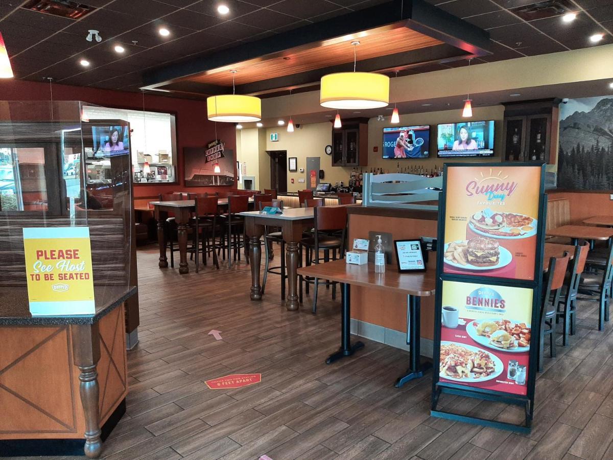 Best Western Plus Chateau Fort St. John Esterno foto