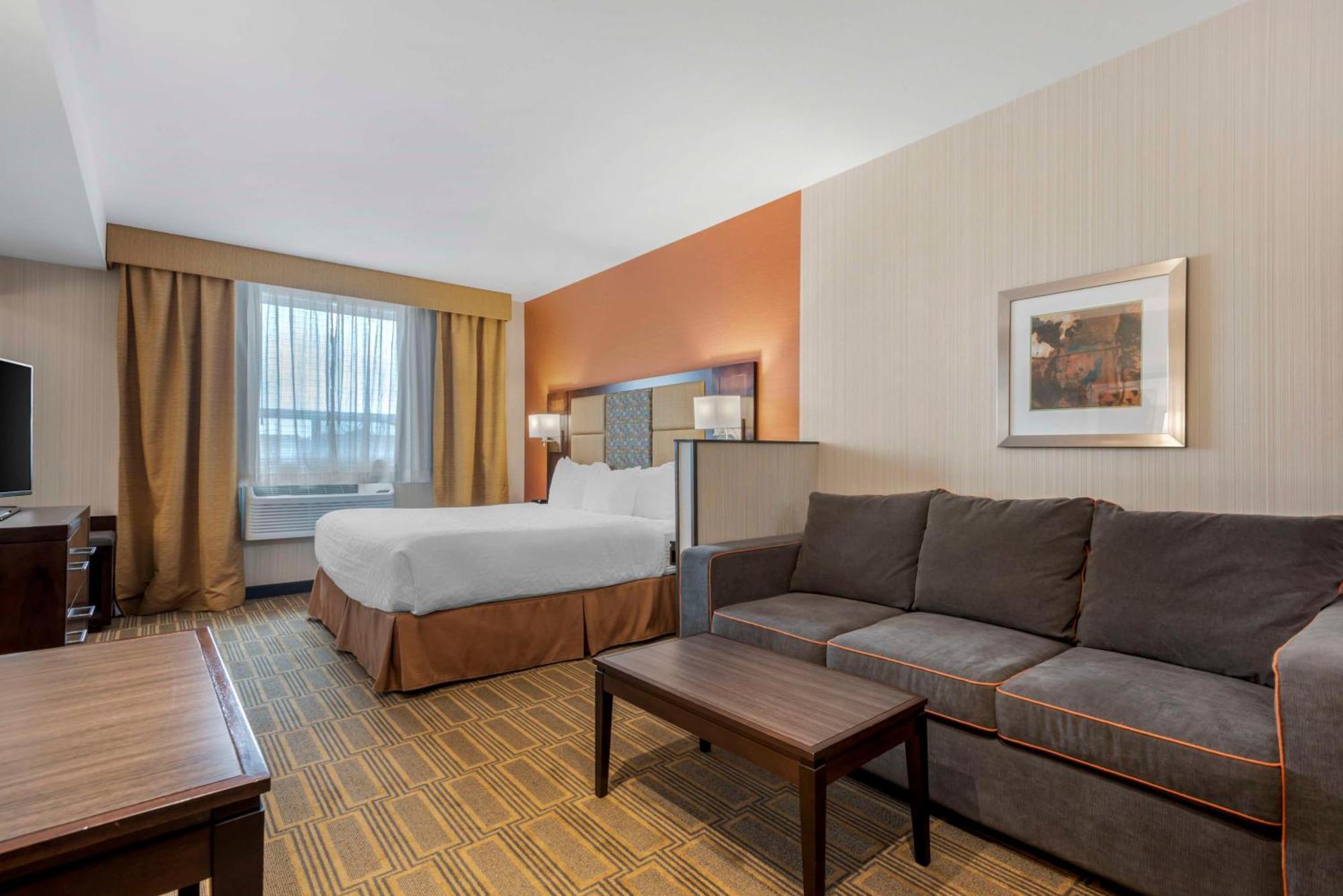 Best Western Plus Chateau Fort St. John Esterno foto